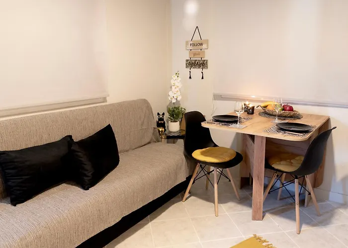 Anndora * Χαλκίδα